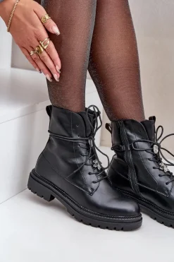 Ocieplane Botki Z Przypinkami Na Sznurowaniu Czarne Irivina