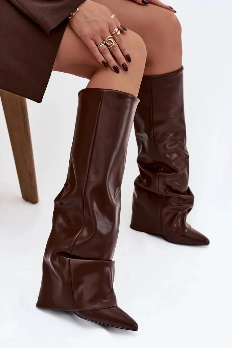 Ocieplane Kozaki Damskie Z Wywiniętą Cholewką Na Słupku Czekoladowe Elivira