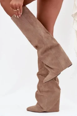 Ocieplane Kozaki Damskie Z Wywiniętą Cholewką Na Słupku Eko Zamszowe Beżowe Elivira