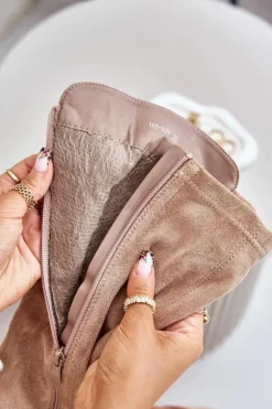 Ocieplane Kozaki Damskie Na Słupku Eko Zamszowe Beżowe Tirisha