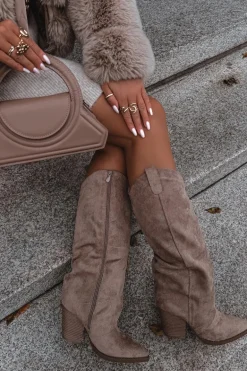 Ocieplane Kozaki Kowbojki Na Słupku Z Eko Zamszu Beżowe Mavine