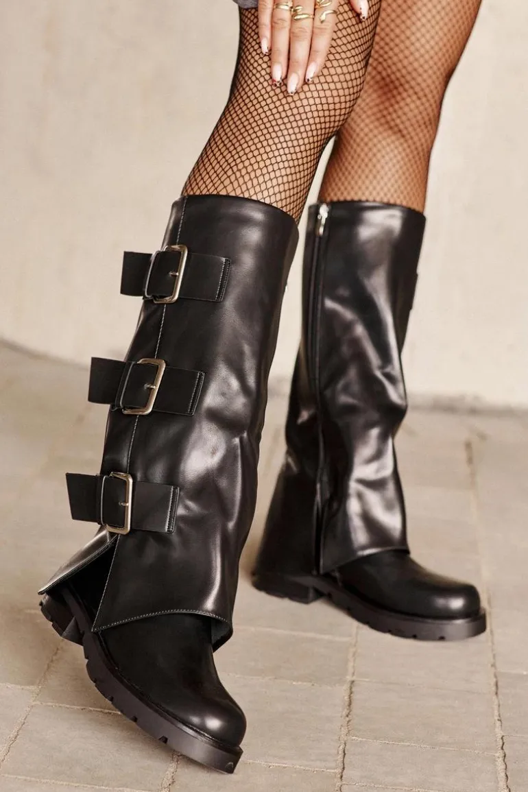 Ocieplane Kozaki Z Wywiniętą Cholewką I Klamrami Czarne Cialetta