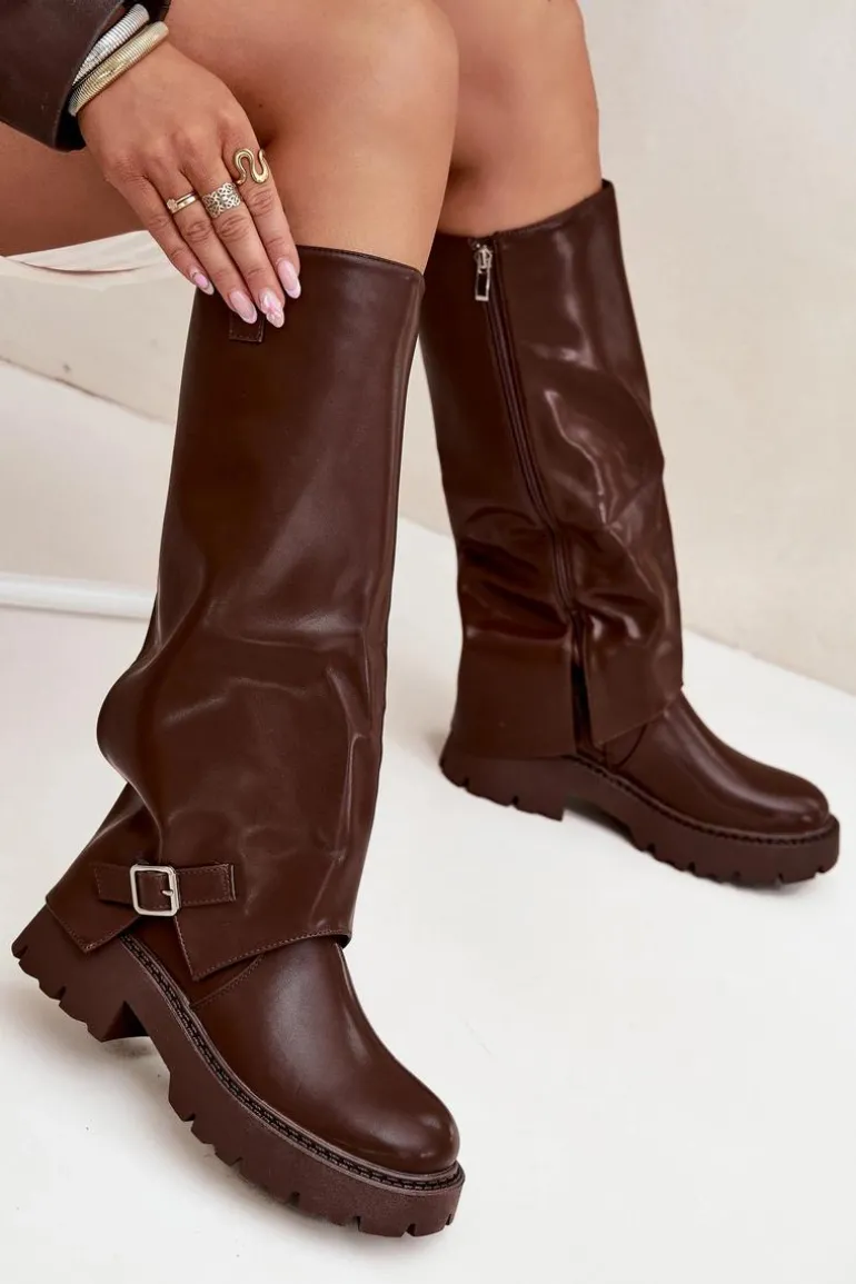 Ocieplane Kozaki Z Wywiniętą Cholewką I Klamrą Czekoladowe Fiorae