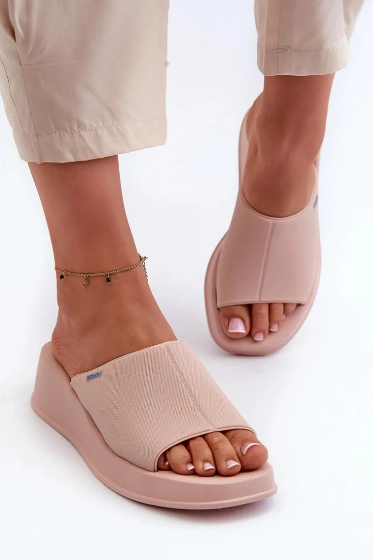 Pachnące Klapki Damskie Na Koturnie ZAXY LL285083 Jasnoróżowe