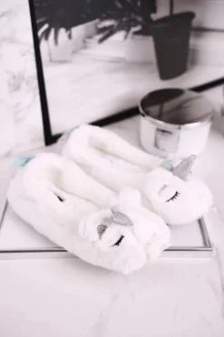 Papcie Damskie Futrzane Jednorożce Białe Rainbow