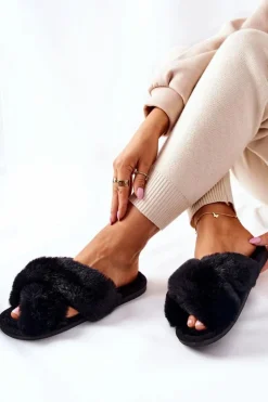 Papcie Damskie Z Futerkiem Czarne Colette