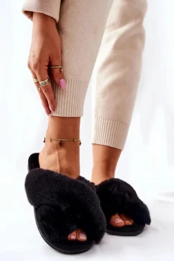 Papcie Damskie Z Futerkiem Czarne Colette