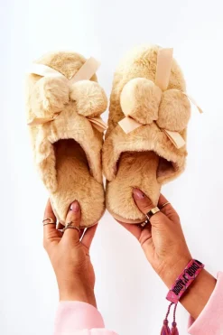 Papcie Futrzane Z Pomponami Żółte Pamppy