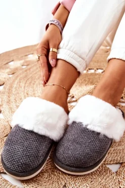 Papcie Ocieplane Z Futerkiem Szare Flamarin