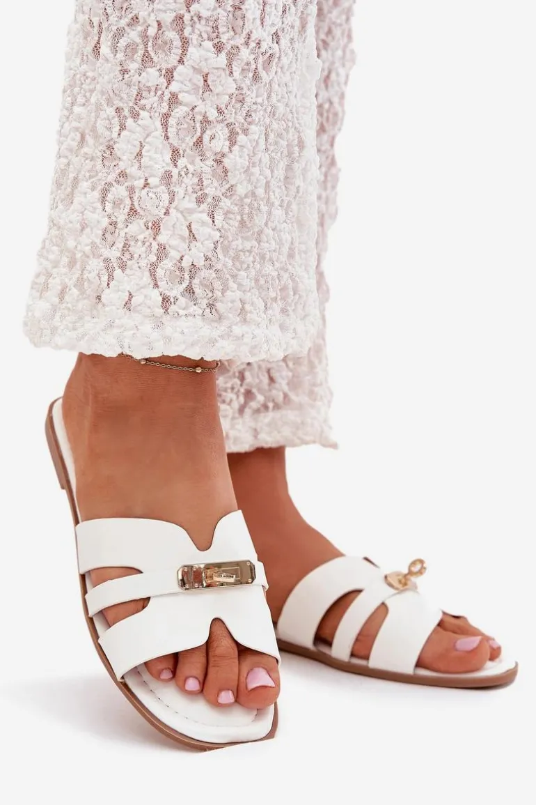 Płaskie Klapki Damskie Z Paseczkiem I Złotym Detalem Białe Kerenza