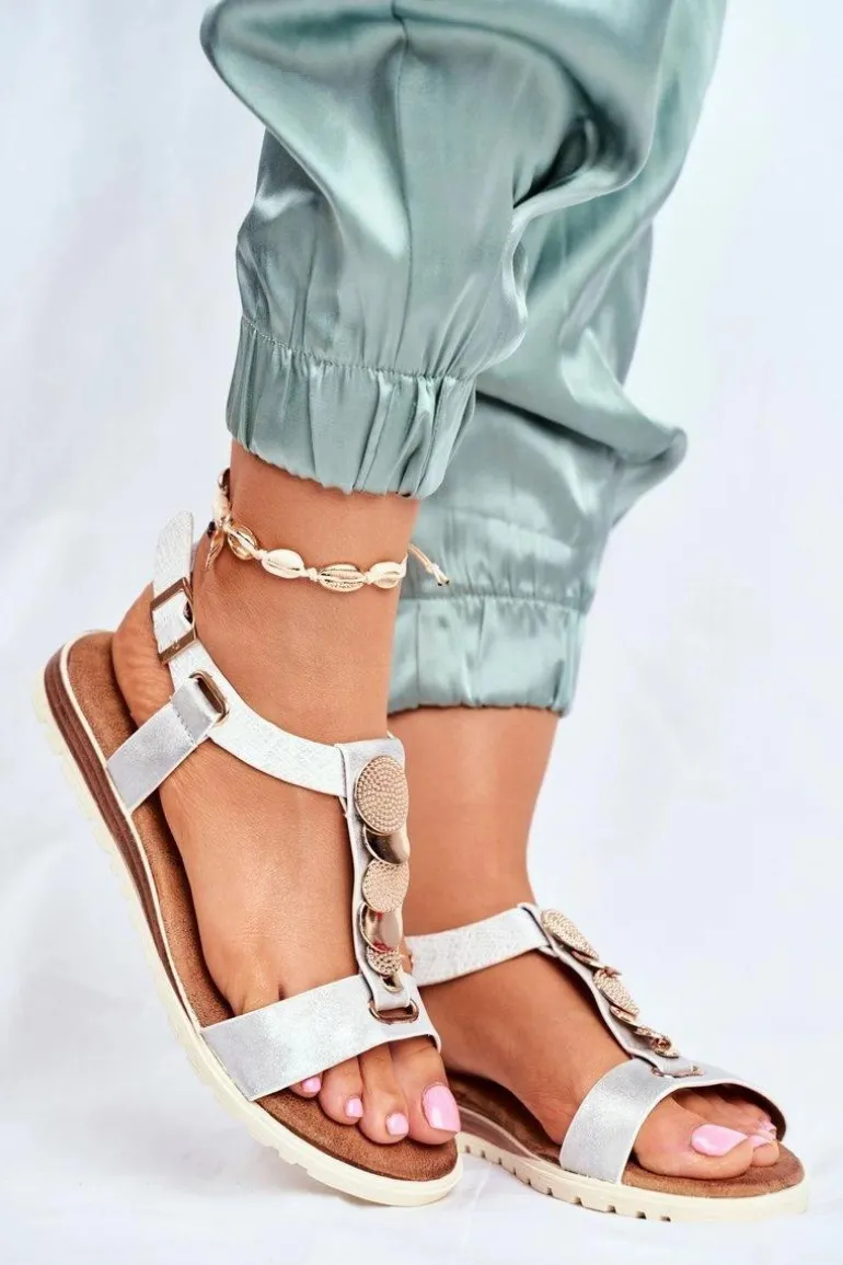 Płaskie Sandały Z Ozdobami Srebrne Milton