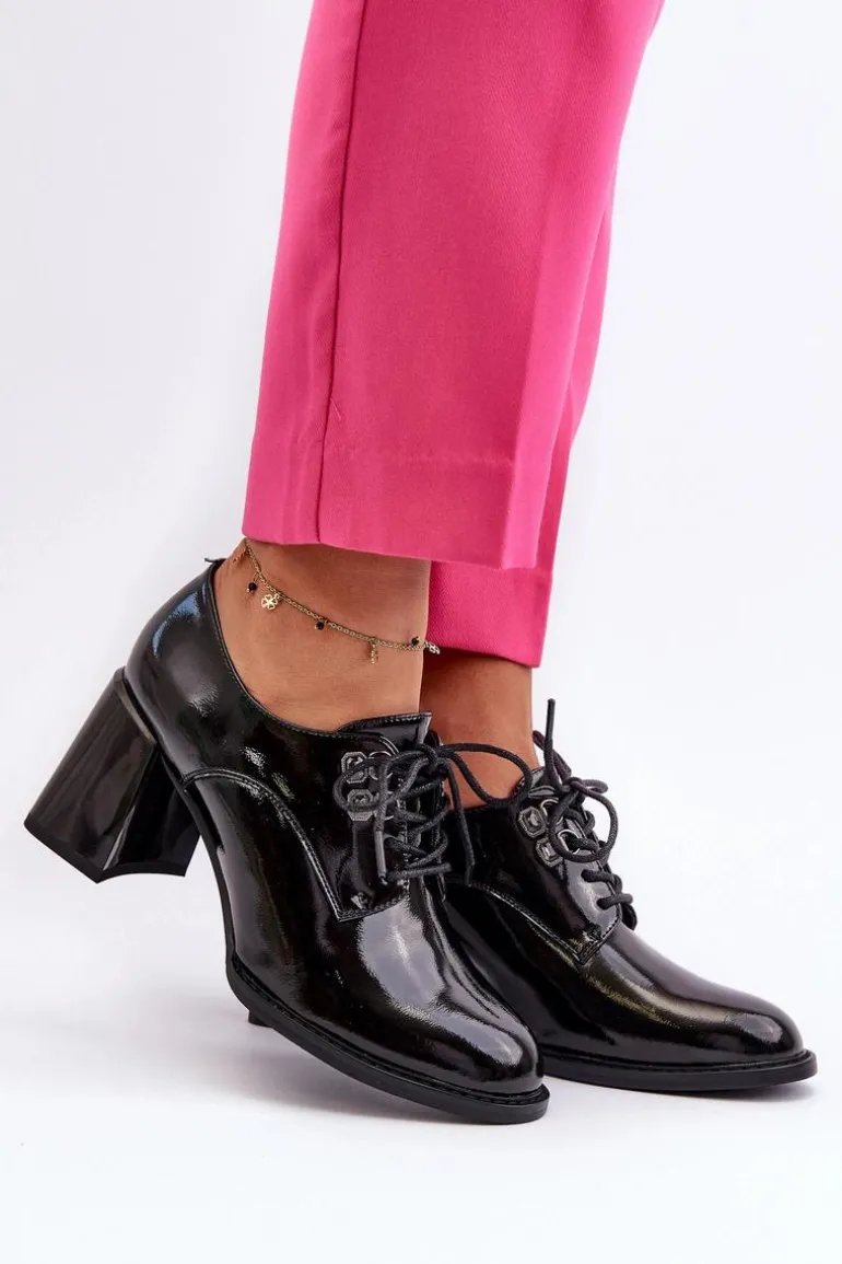 Półbuty Damskie Lakierowane Na Słupku Czarne Nelione