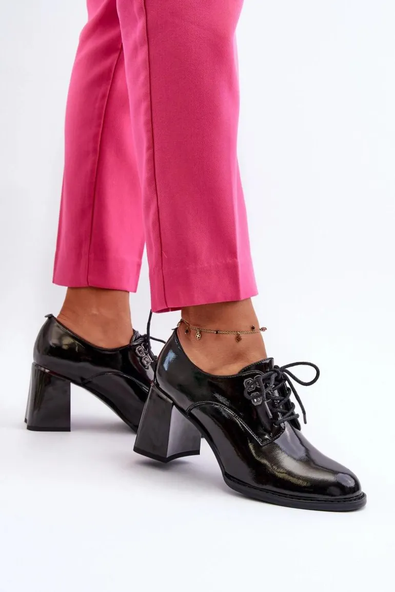 Półbuty Damskie Lakierowane Na Słupku Czarne Nelione