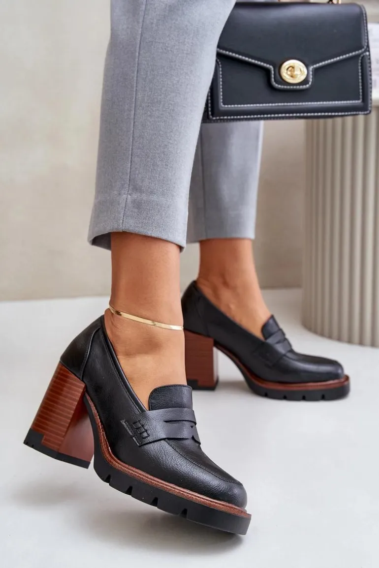 Półbuty Damskie Na Obcasie Słupku Z Eko Skóry Czarne Vinceza 58105