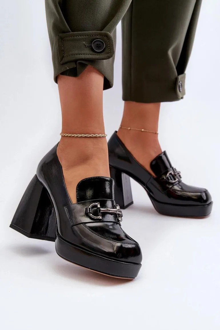 Półbuty Lakierowane Damskie Na Słupku Czarne D&A MR38-906