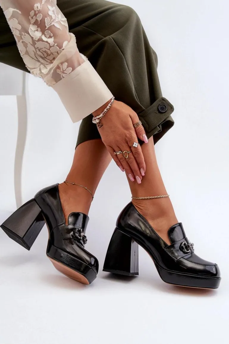 Półbuty Lakierowane Damskie Na Słupku Czarne D&A MR38-906