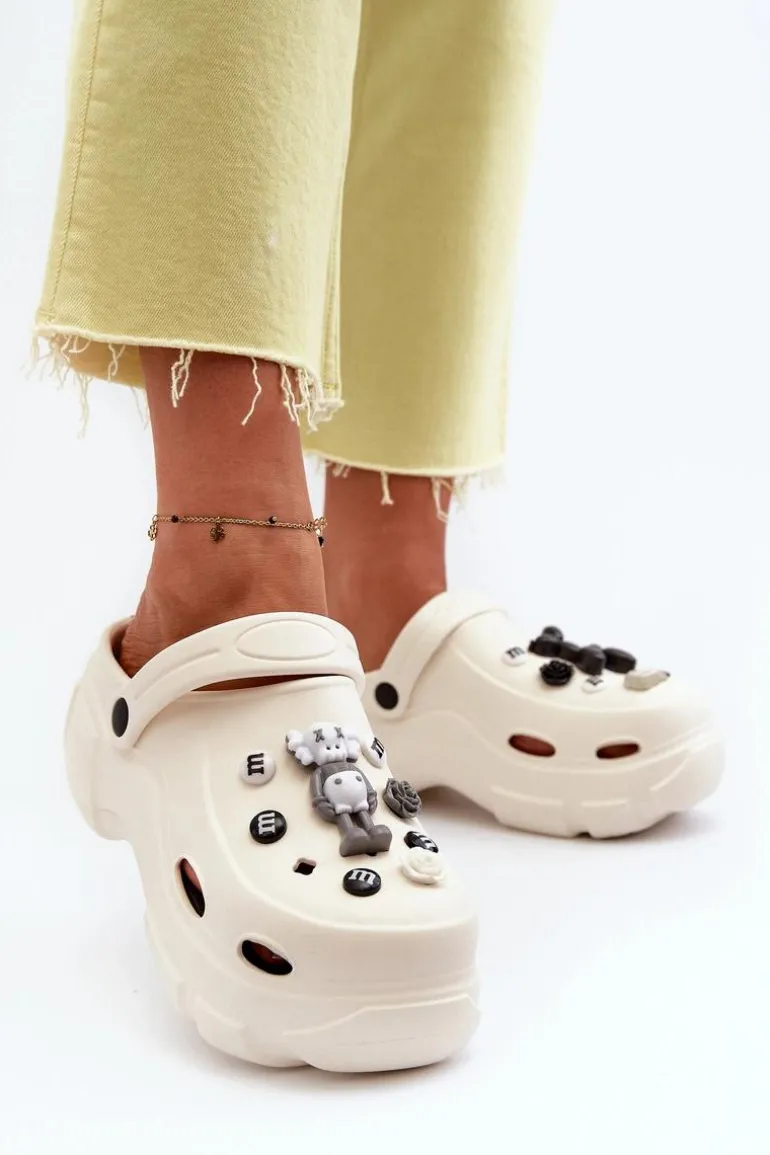 Piankowe Damskie Lekkie Klapki Na Masywnej Podeszwie Białe Matirra