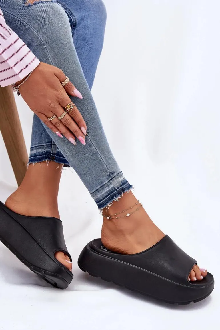 Piankowe Klapki Damskie Na Platformie Czarne Xalvania