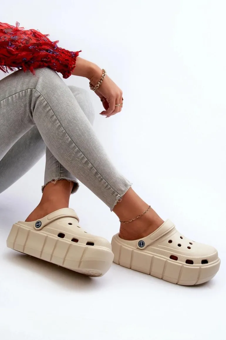 Piankowe Klapki Damskie Na Platformie Beżowe Itubia