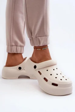 Piankowe Klapki Damskie Na Masywnej Podeszwie Białe Danollia