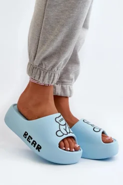 Piankowe Klapki Damskie Na Masywnej Podeszwie Z Misiem Niebieskie Lamira