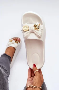 Piankowe Klapki Damskie Z Kokardą Białe Salessa