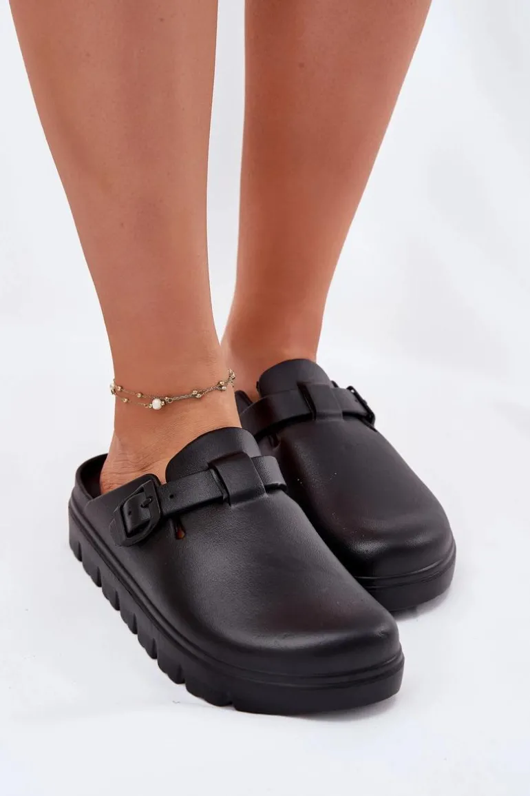 Piankowe Klapki Damskie Z Paskiem I Klamrą Czarne Larinie