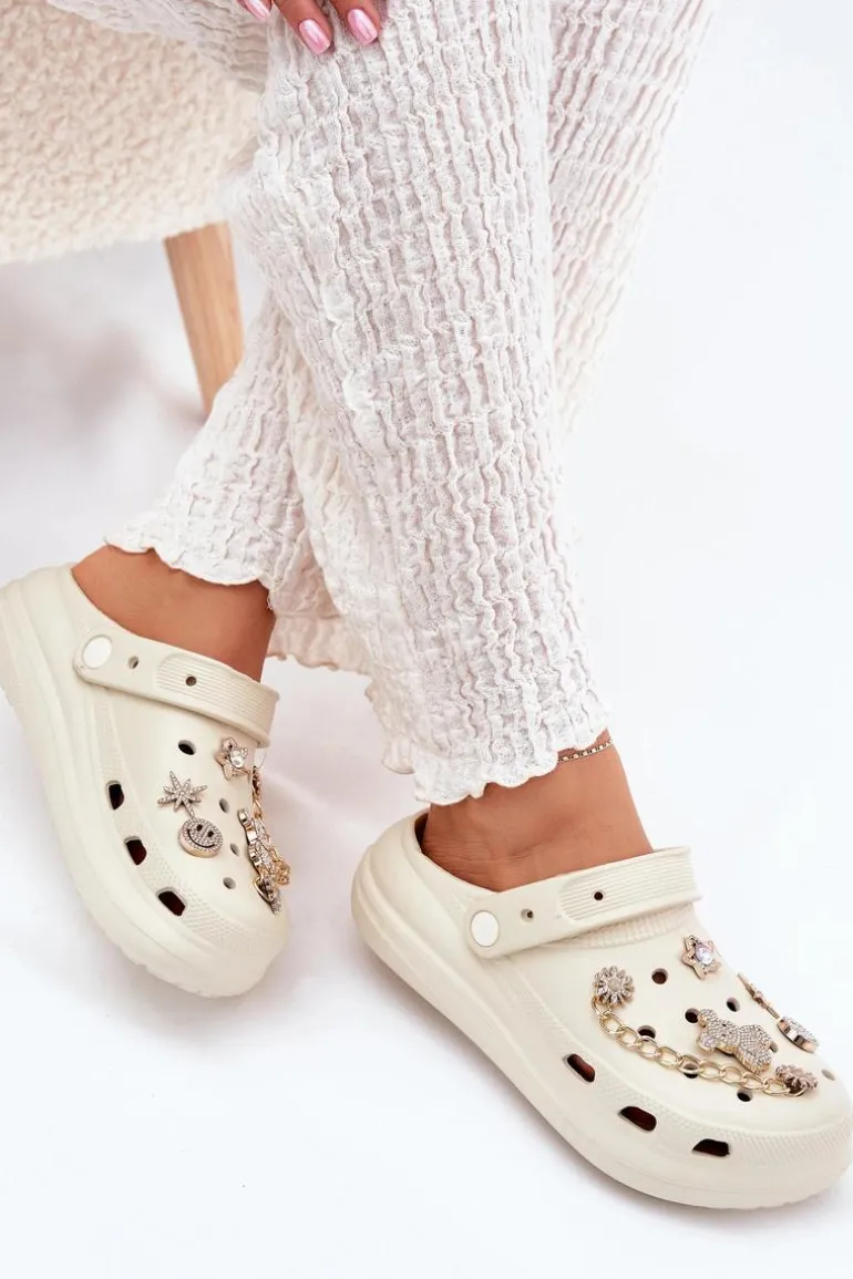 Piankowe Klapki Damskie Z Przypinkami Beżowe Linaviela