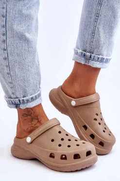 Piankowe Klapki Kroksy Na Masywnej Podeszwie Beżowe Katniss