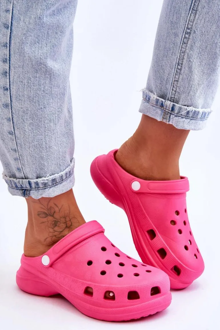 Piankowe Klapki Kroksy Na Masywnej Podeszwie Ciemnoróżowe Katniss