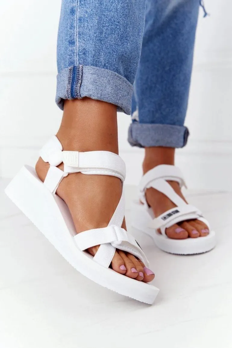 Piankowe Sandały Na Koturnie Big Star FF274A351 Białe