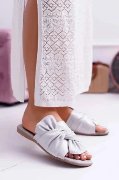 Połyskujące Klapki Z Wiązaniem Szare Emilia