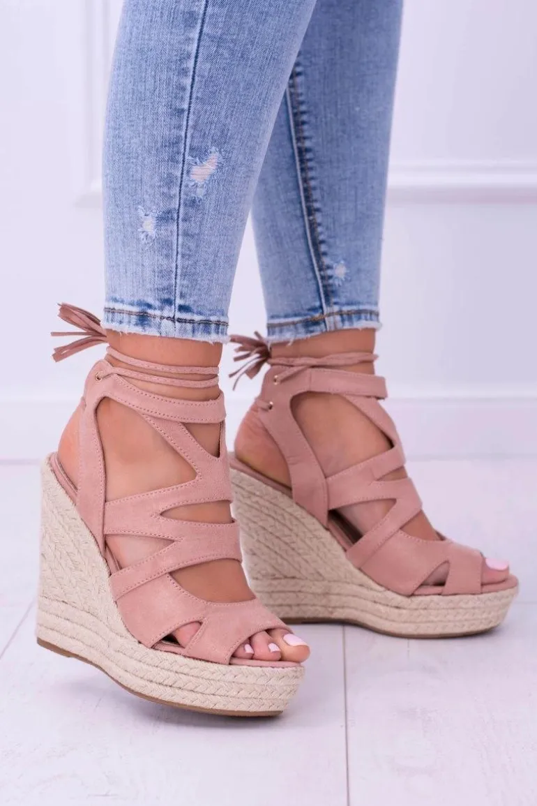 Różowe Zamszowe Sandały Na Koturnie Nowelio
