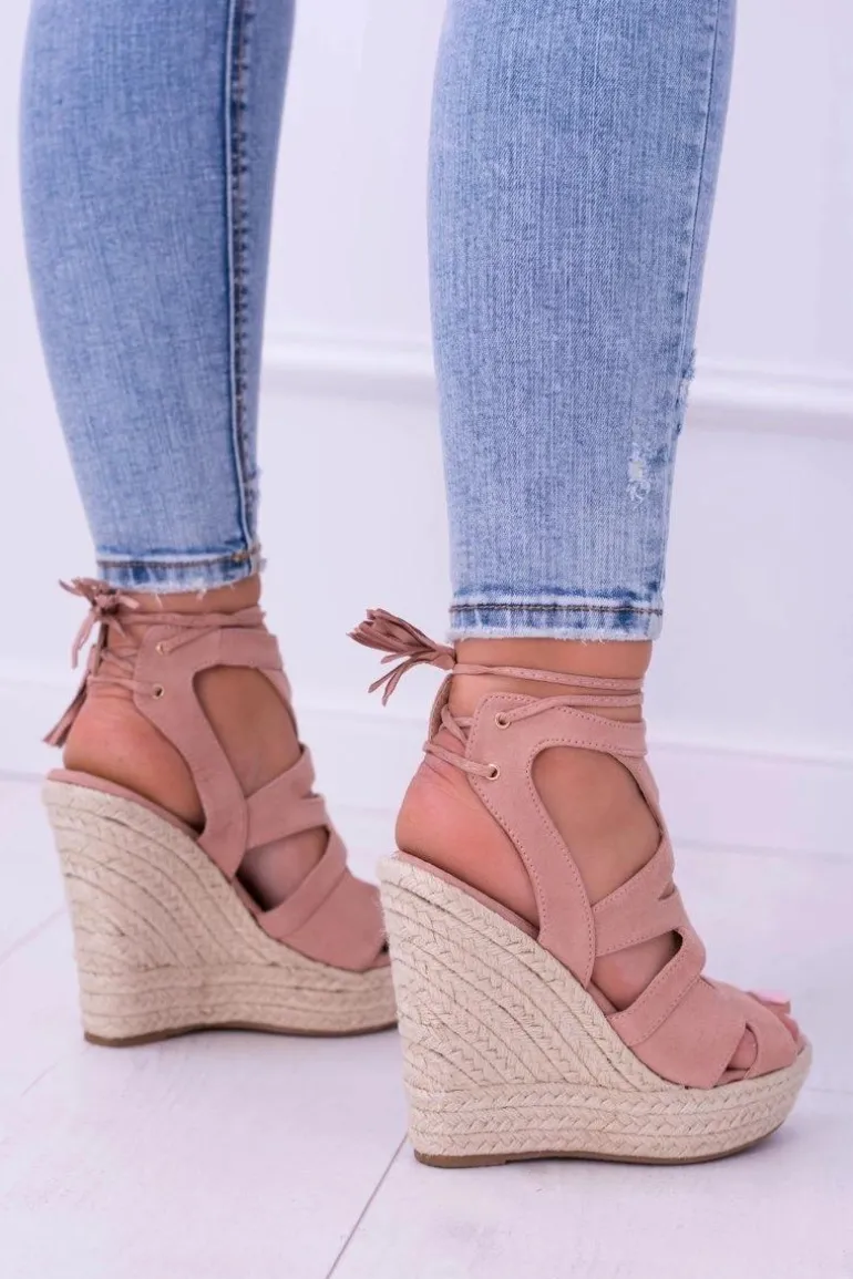 Różowe Zamszowe Sandały Na Koturnie Nowelio