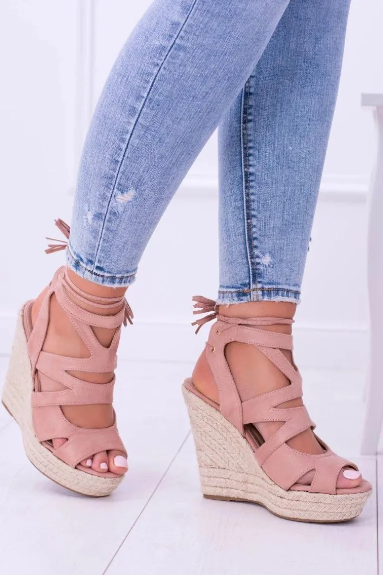 Różowe Zamszowe Sandały Na Koturnie Nowelio