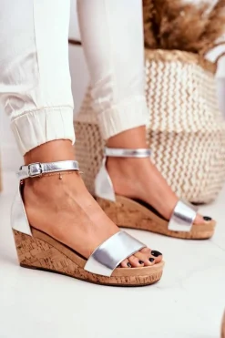 Sandałki Damskie Na Koturnie Srebrne MarryMe