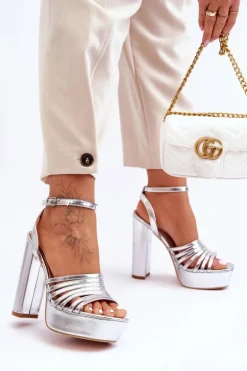 Sandałki Na Wysokim Słupku Srebrne Maya