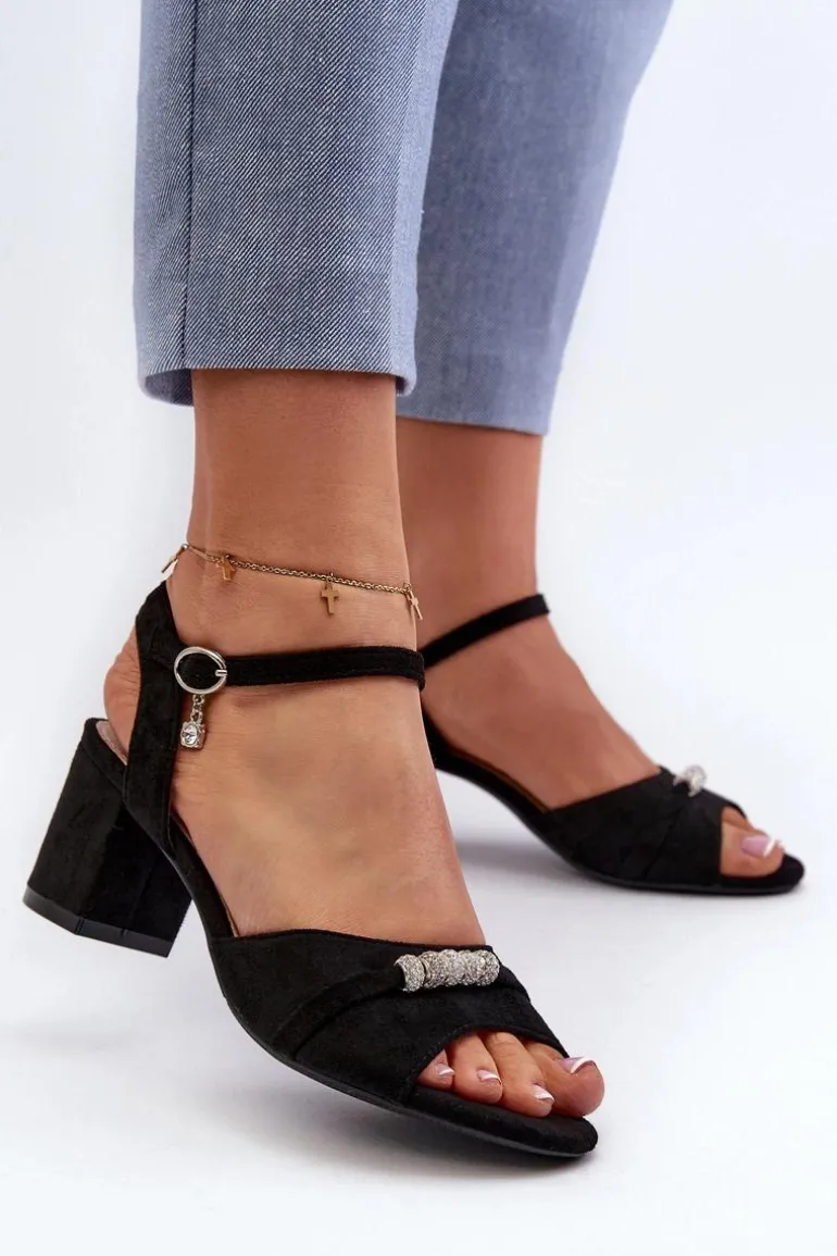 Sandały Damskie Eko Zamszowe Na Słupku Z Ozdobami Czarne Narhi