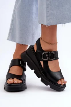 Sandały Damskie Na Koturnie I Platformie Z Eko Skóry Czarne Triaola