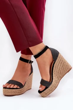 Sandały Damskie Na Koturnie Z Plecionką Czarne Adelio
