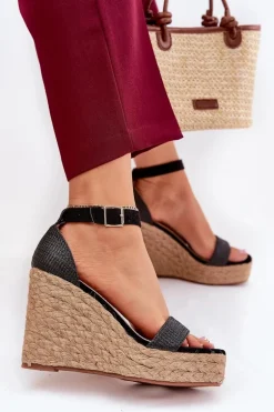 Sandały Damskie Na Koturnie Z Plecionką Czarne Adelio