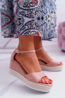 Sandały Damskie Na Koturnie Platformie Zamszowe Różowe Delima