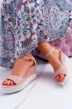 Sandały Damskie Na Koturnie Platformie Zamszowe Różowe Delima