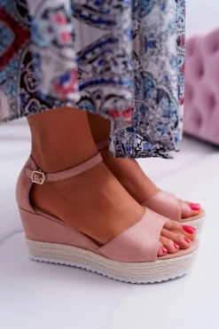 Sandały Damskie Na Koturnie Platformie Zamszowe Różowe Delima