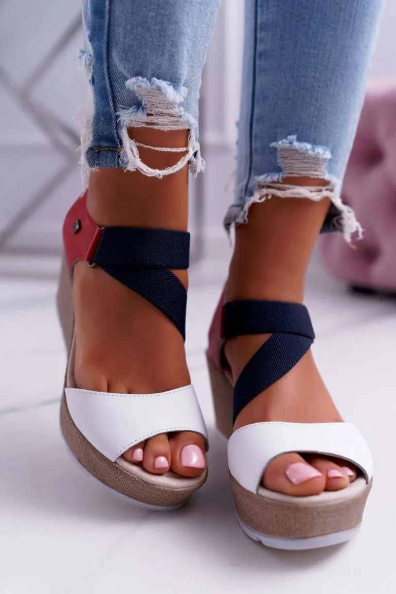 Sandały Damskie Na Koturnie Big Star Wsuwane DD276034