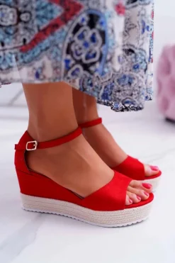 Sandały Damskie Na Koturnie Platformie Zamszowe Czerwone Delima