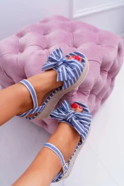 Sandały Damskie Na Koturnie Platformie Z Kokardą Niebieskie Bounce