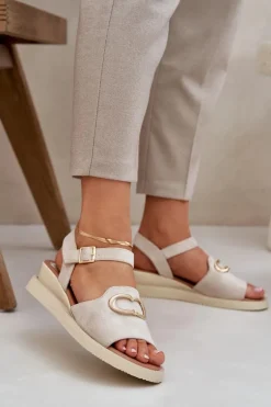 Sandały Damskie Na Koturnie Z Ozdobą Beżowe Salianes