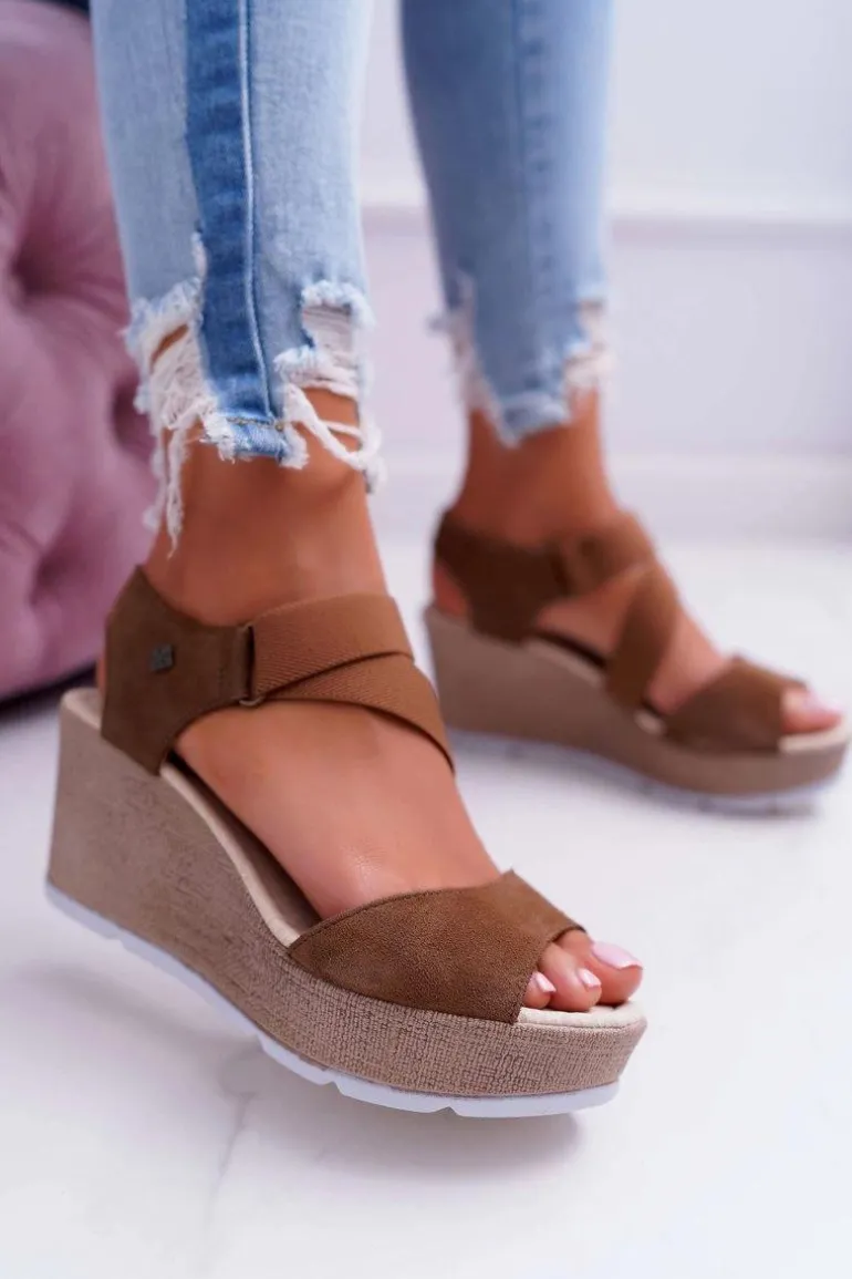 Sandały Damskie Na Koturnie Big Star Zamszowe Brązowe DD276035