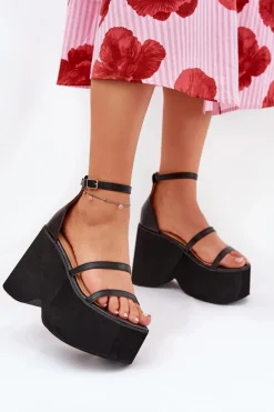Sandały Damskie Na Masywnej Platformie I Koturnie Czarne Etette